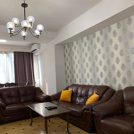 Apartment In The Center Of Yerevan Exterior photo