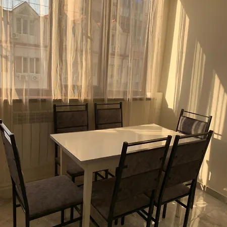 Apartment In The Center Of Yerevan Exterior photo