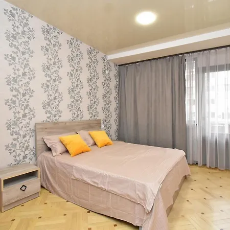 Apartment In The Center Of Yerevan Exterior photo
